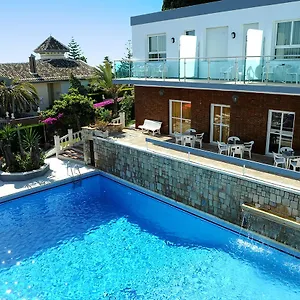 https://hotel-complejo-los-rosales.es-andalucia.com